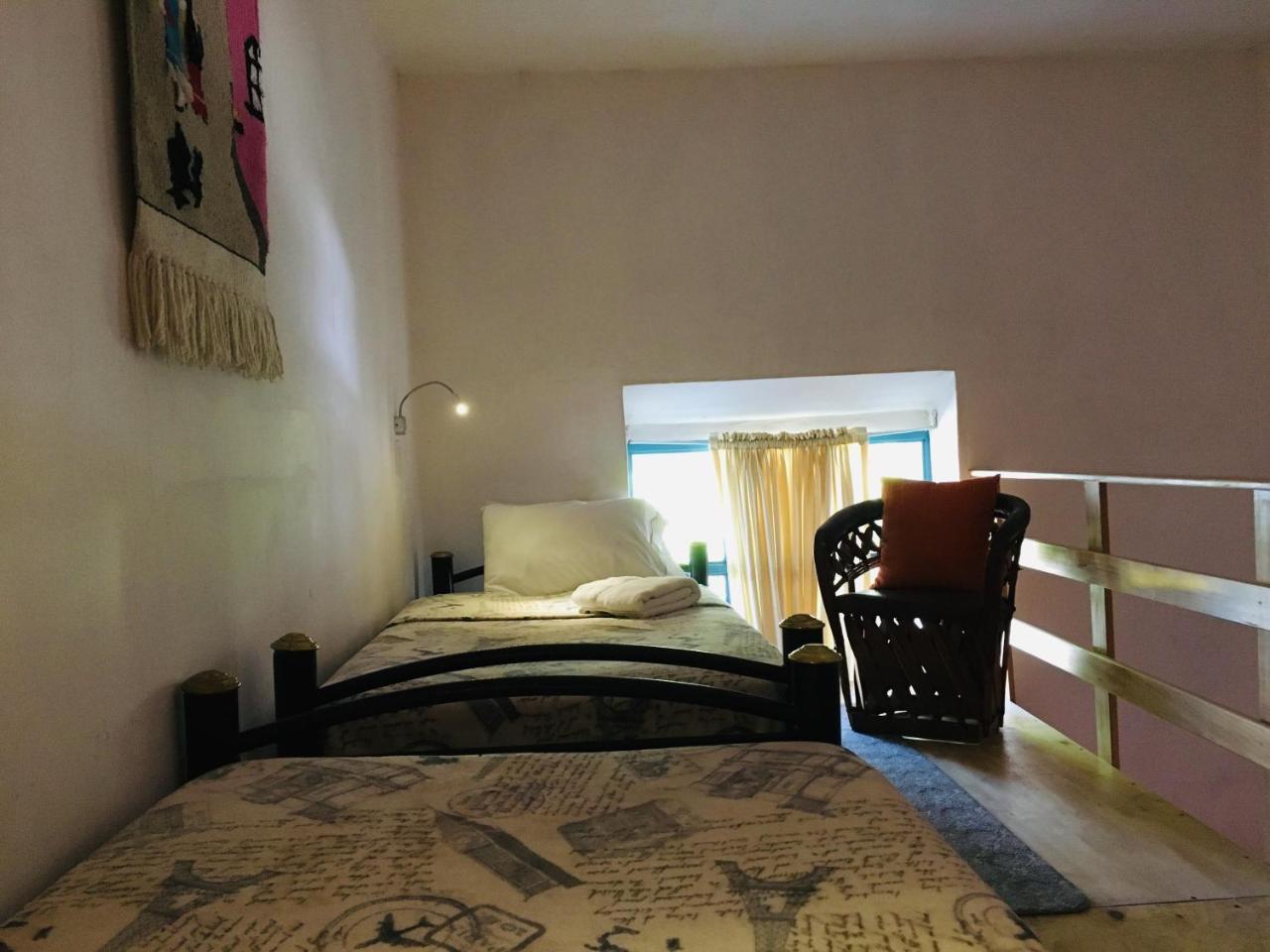 גואדלחארה Hostal De Maria מראה חיצוני תמונה