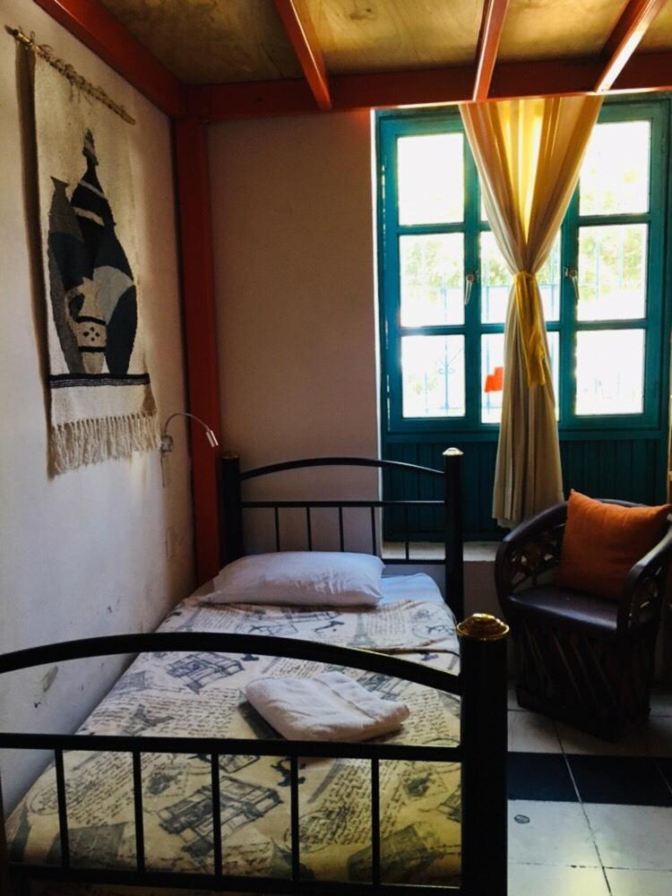 גואדלחארה Hostal De Maria מראה חיצוני תמונה